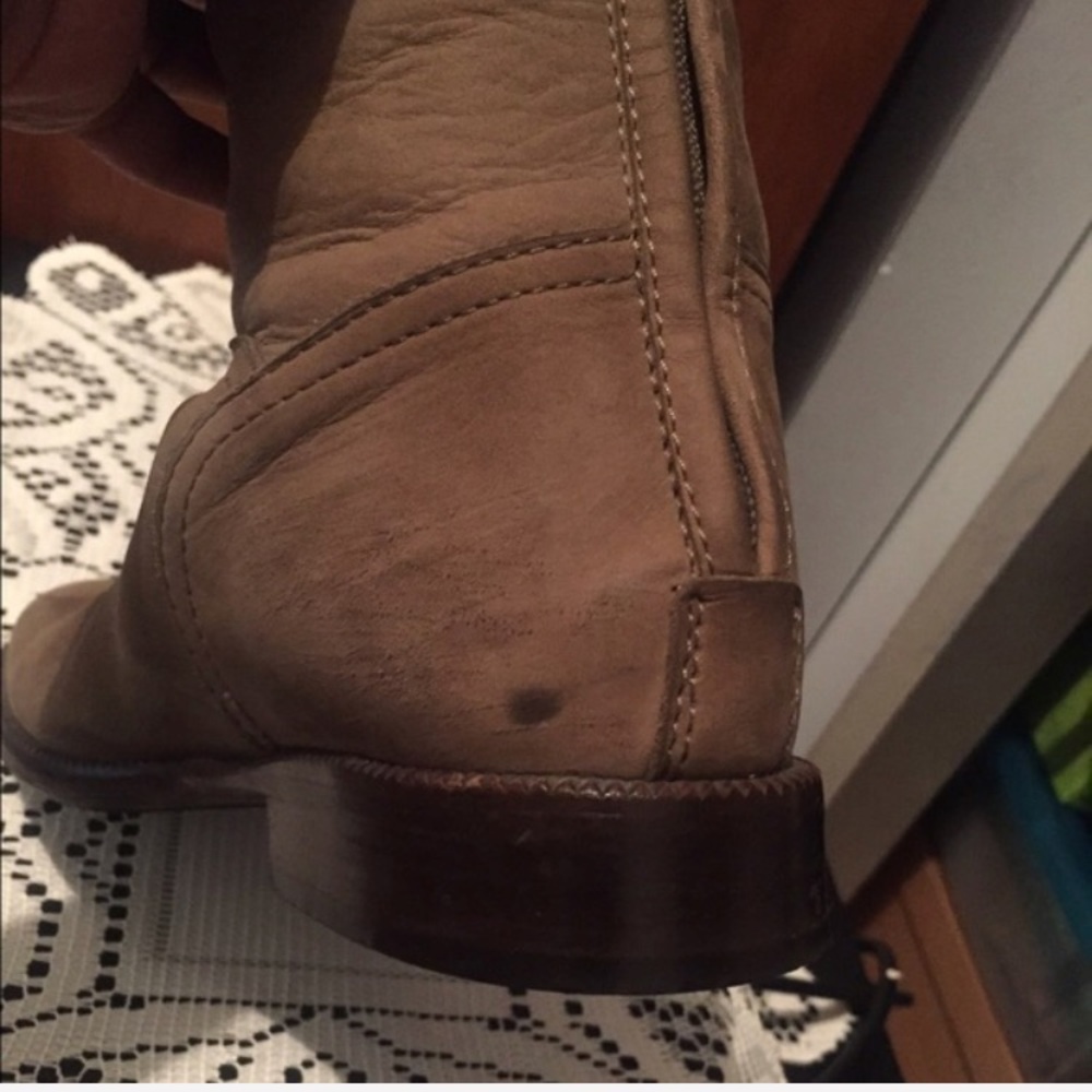 Chanel boots - Picture 5 of 13